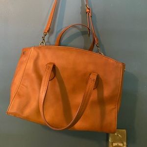 Universal Thread Shoulder Purse